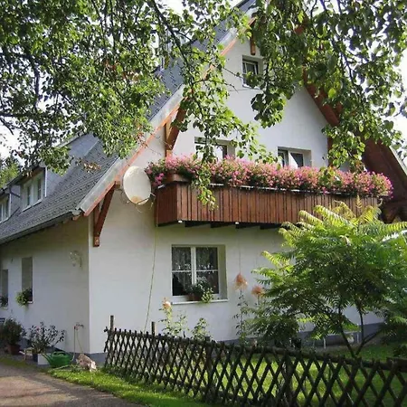 Neuendorfkrug, Luetow, Cleaning Included Apartment *